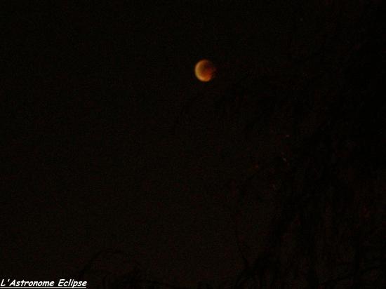 Eclipse de Lune (image Jean-Baptiste Faupin)