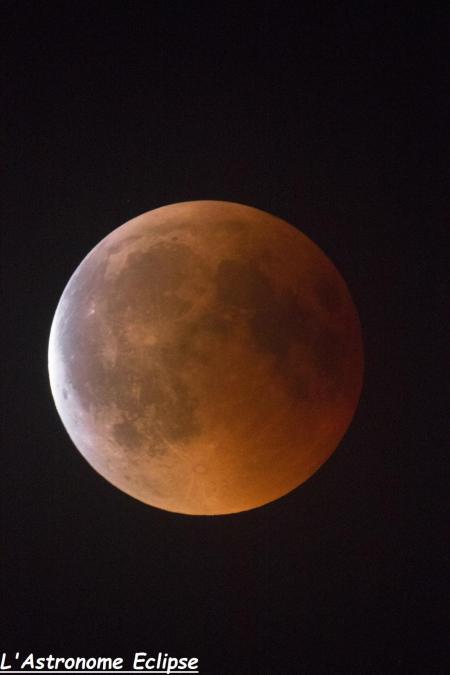 L'éclipse à 23h47 (image Jean-Baptiste Faupin)