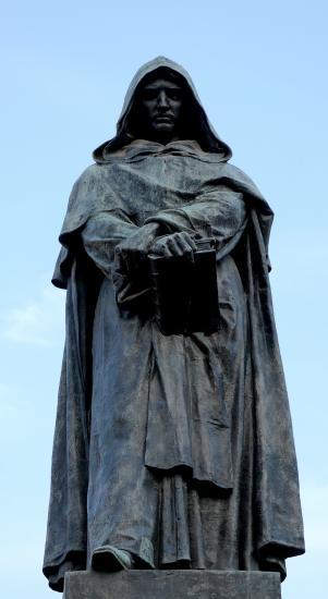Statue de Giordano Bruno (piaza dei fiori)