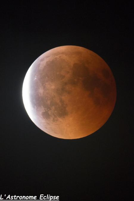 L'éclipse à 23h51 (image Jean-Baptiste Faupin)