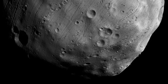 Partie sud de Phobos (image NASA)