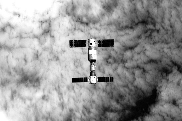 Station spatiale tiangong 2 image xinhua china academy of sciences china manned space engineering office